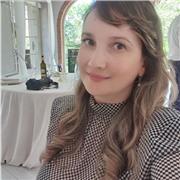 Insegnante di inglese e tedesco a studenti delle scuole medie e superiori